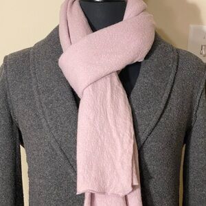Elegant Australian Wool Pink Scarf
